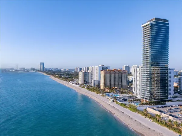 $19,500 | 2000 South Ocean Drive, Unit 5A, Hallandale Beach, FL 33009