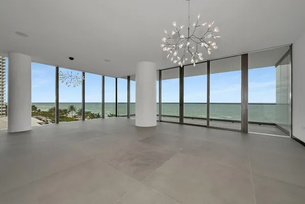 $19,500 | 2000 South Ocean Drive, Unit 5A, Hallandale Beach, FL 33009