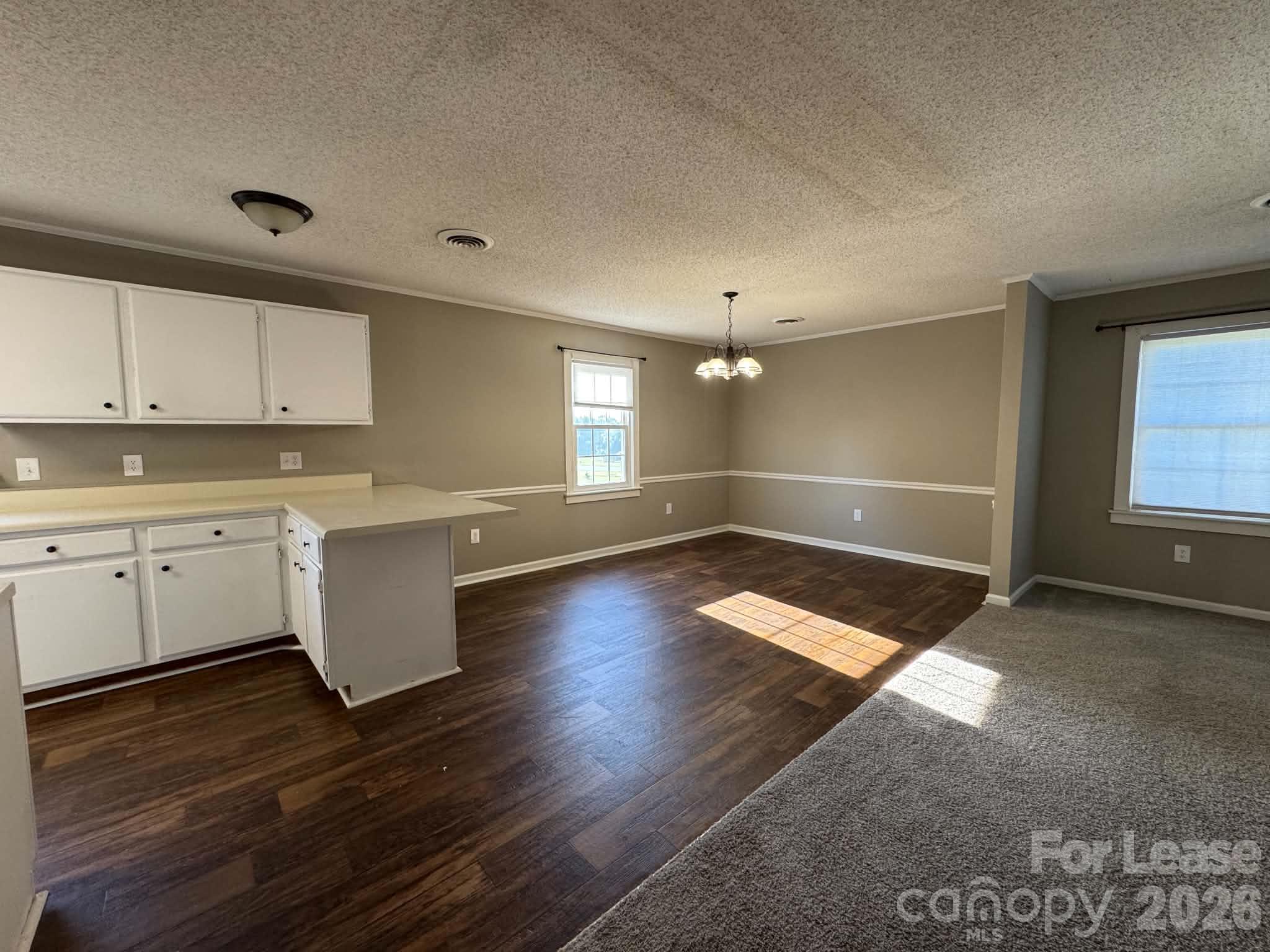 3402 Edgefield Road Greensboro, NC 27409 - Photo 7 of 18 Gallery Image 7
