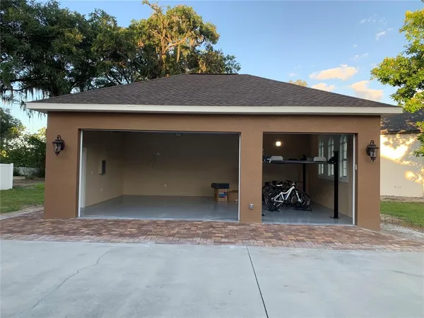 $835,000 | 849 John Cressler Drive, Seffner, FL 33584