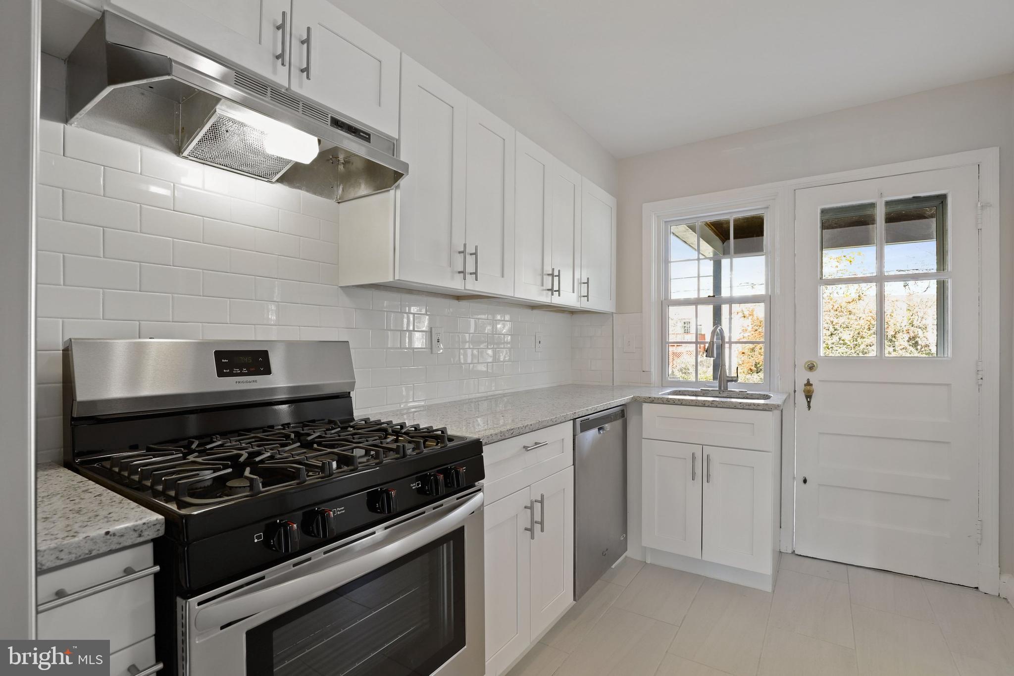 140 Overbrook Road Baltimore, MD 21212 - Photo 12 of 37