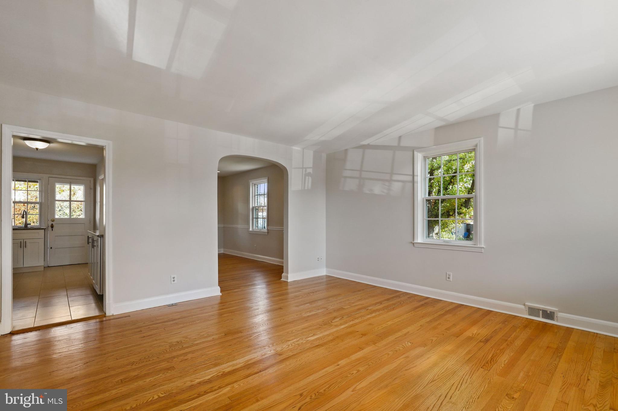 140 Overbrook Road Baltimore, MD 21212 - Photo 7 of 37