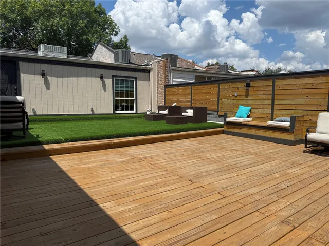 $650,000 | 7517 Olympia Drive, Houston, TX 77063