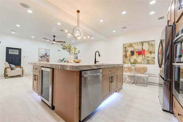 $650,000 | 7517 Olympia Drive, Houston, TX 77063