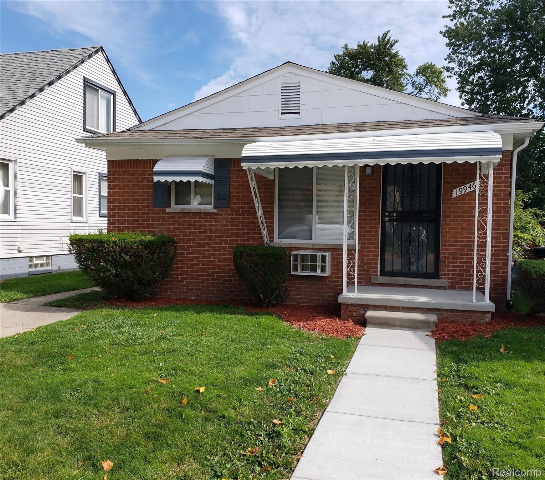 19946 Santa Rosa Drive Detroit, MI 48221 - Photo 1 of 19 20201003_130704.jpg