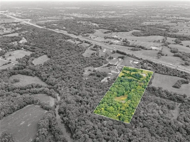 $995,000 | 13216 Vines Road, Kearney, MO 64060