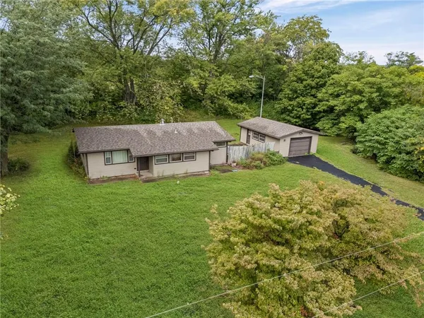 $799,000 | 13216 Vines Road, Kearney, MO 64060