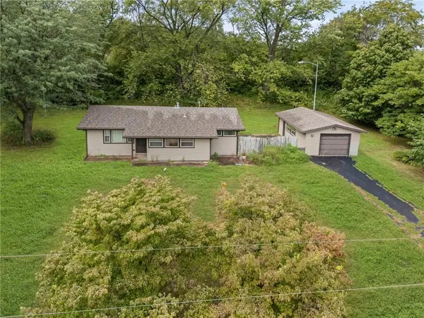 $799,000 | 13216 Vines Road, Kearney, MO 64060