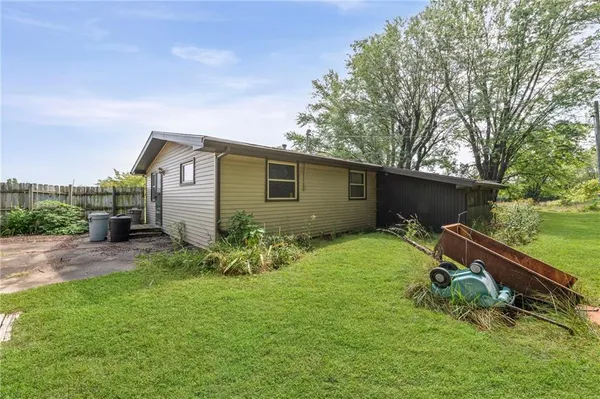 $799,000 | 13216 Vines Road, Kearney, MO 64060