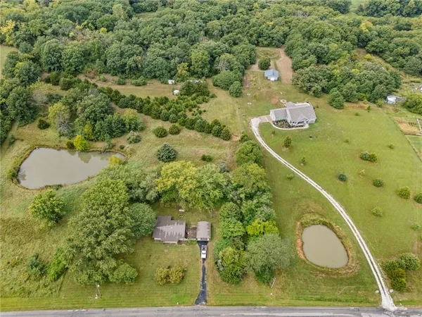 $799,000 | 13216 Vines Road, Kearney, MO 64060