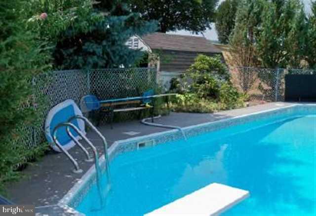 736 Shermans Valley Road New Bloomfield, PA 17068 - Photo 10 of 24 Gallery Image 10