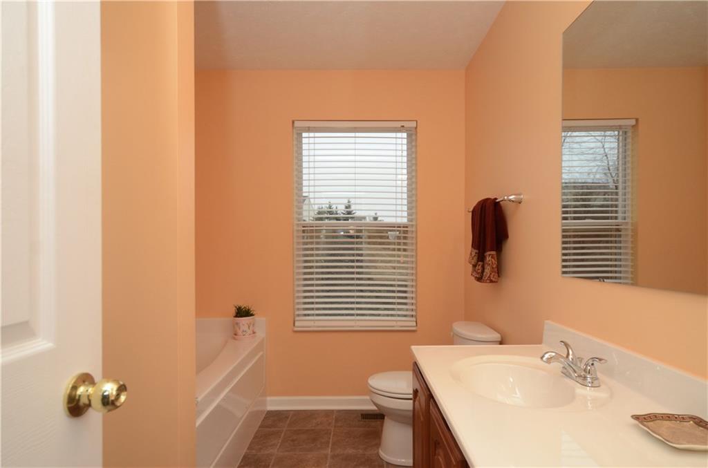 112 Walnut Drive McKees Rocks, PA 15136 - Photo 15 of 25 Gallery Image 15