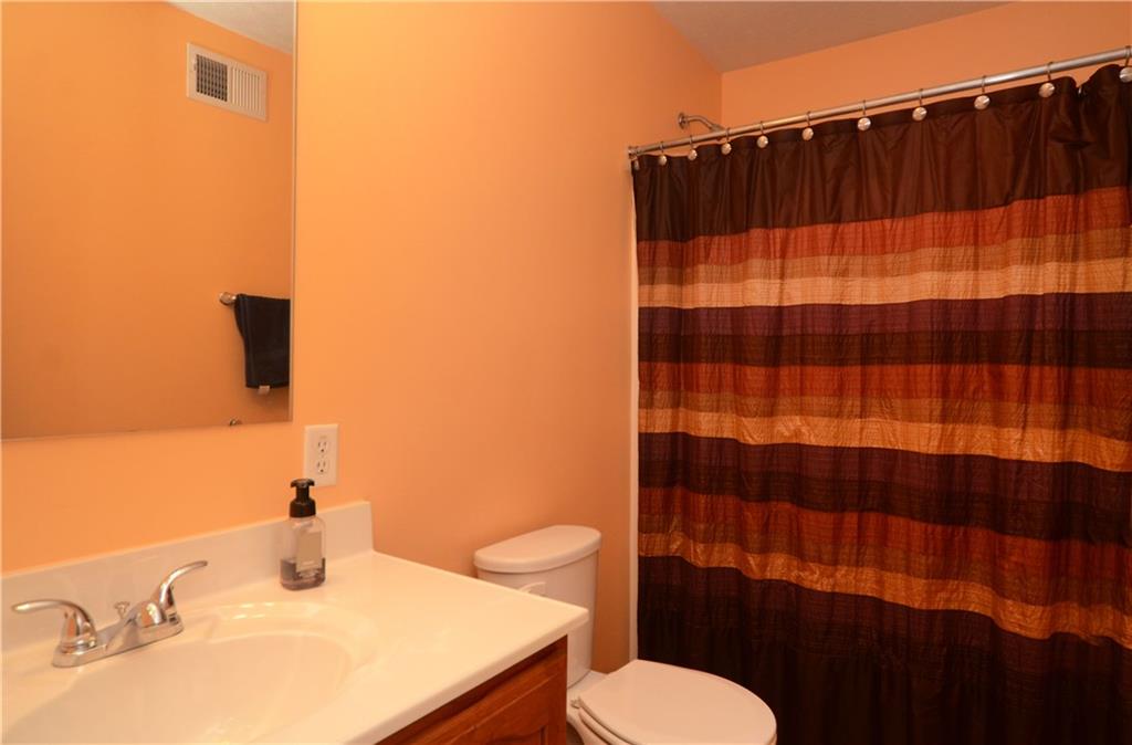 112 Walnut Drive McKees Rocks, PA 15136 - Photo 21 of 25 Gallery Image 21