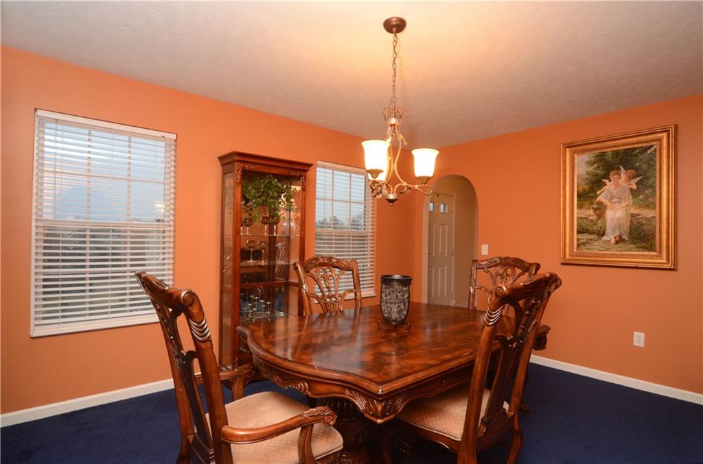112 Walnut Drive McKees Rocks, PA 15136 - Photo 6 of 25 Gallery Image 6