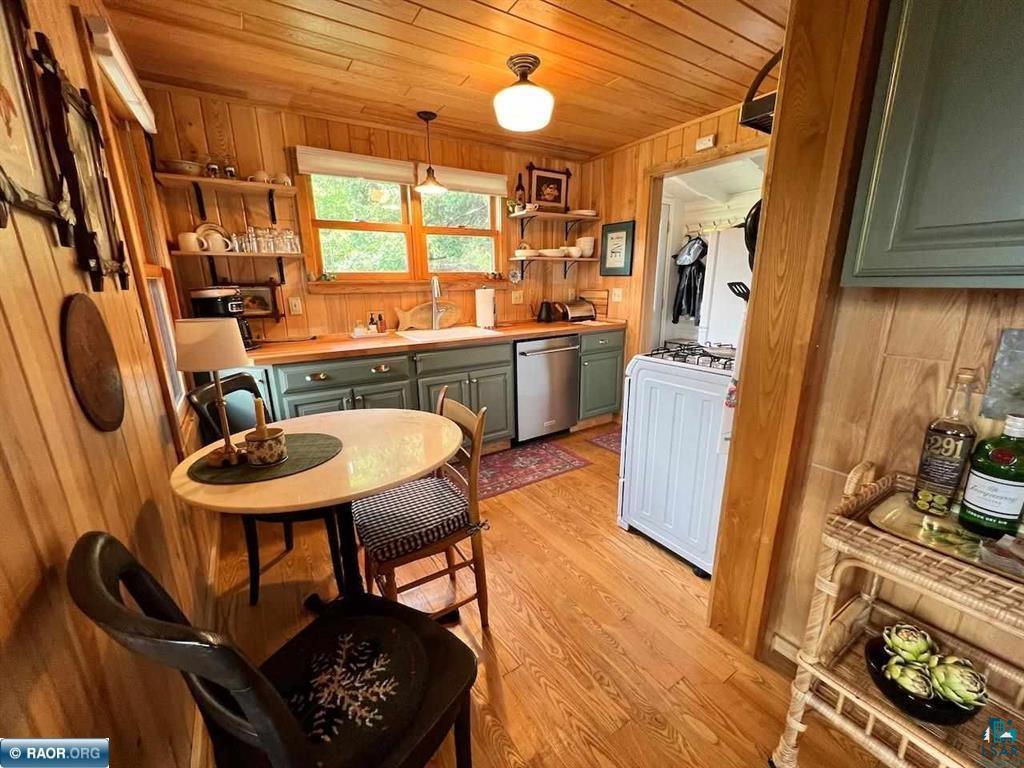 2903 Chaps Road Cook, MN 55723 - Photo 8 of 30