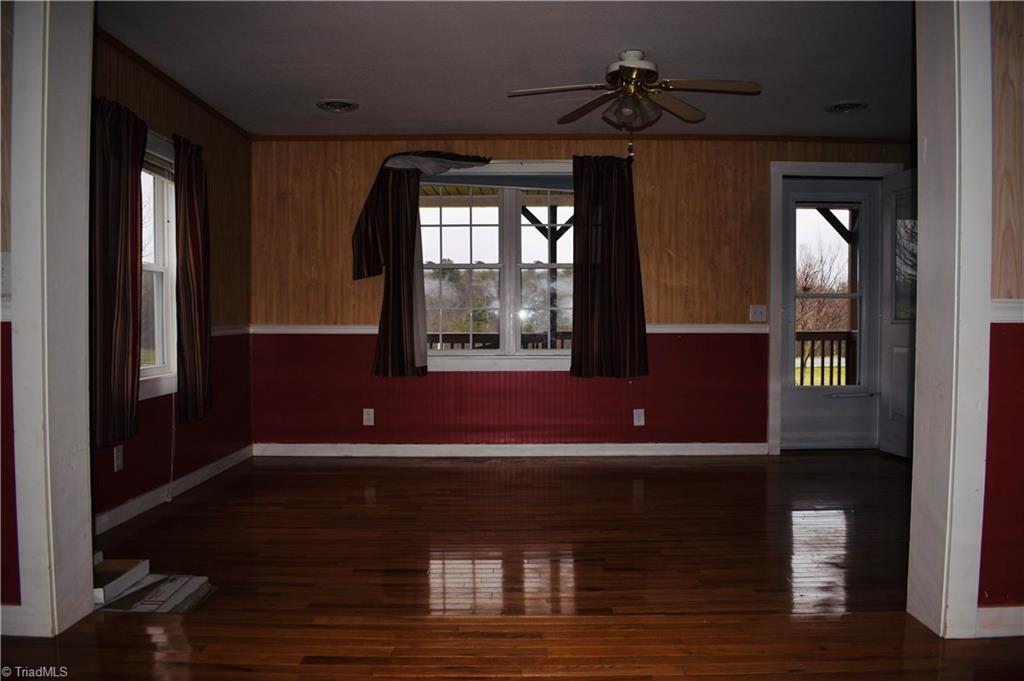 8597 Glade Valley Road Ennice, NC 28623 - Photo 4 of 23 Gallery Image 4
