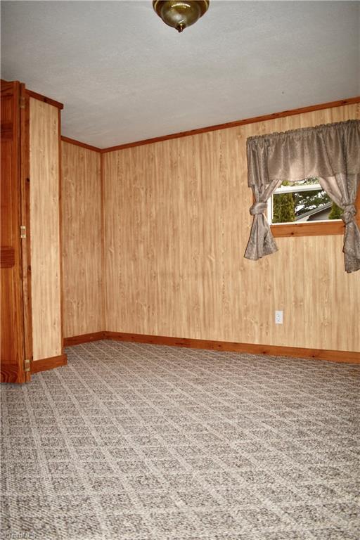 8597 Glade Valley Road Ennice, NC 28623 - Photo 10 of 23 Gallery Image 10