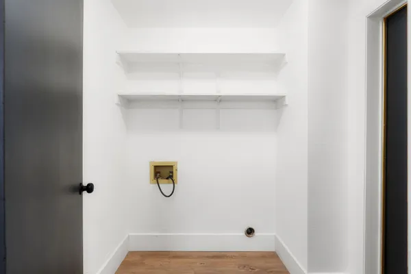 $329,999 | 503 San Jacinto Street, Lockhart, TX 78644