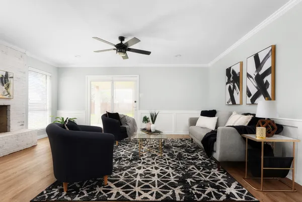 $329,999 | 503 San Jacinto Street, Lockhart, TX 78644