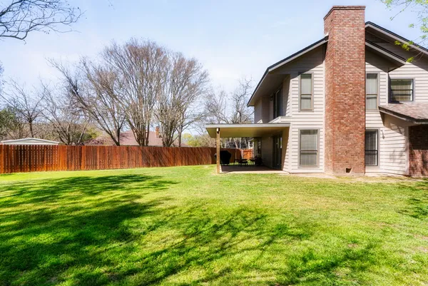 $329,999 | 503 San Jacinto Street, Lockhart, TX 78644