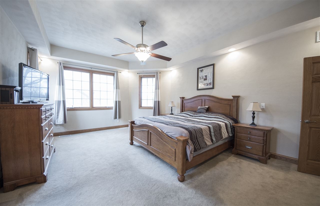 401 West Bittersweet Road Washington, IL 61571 - Photo 14 of 36 Gallery Image 14