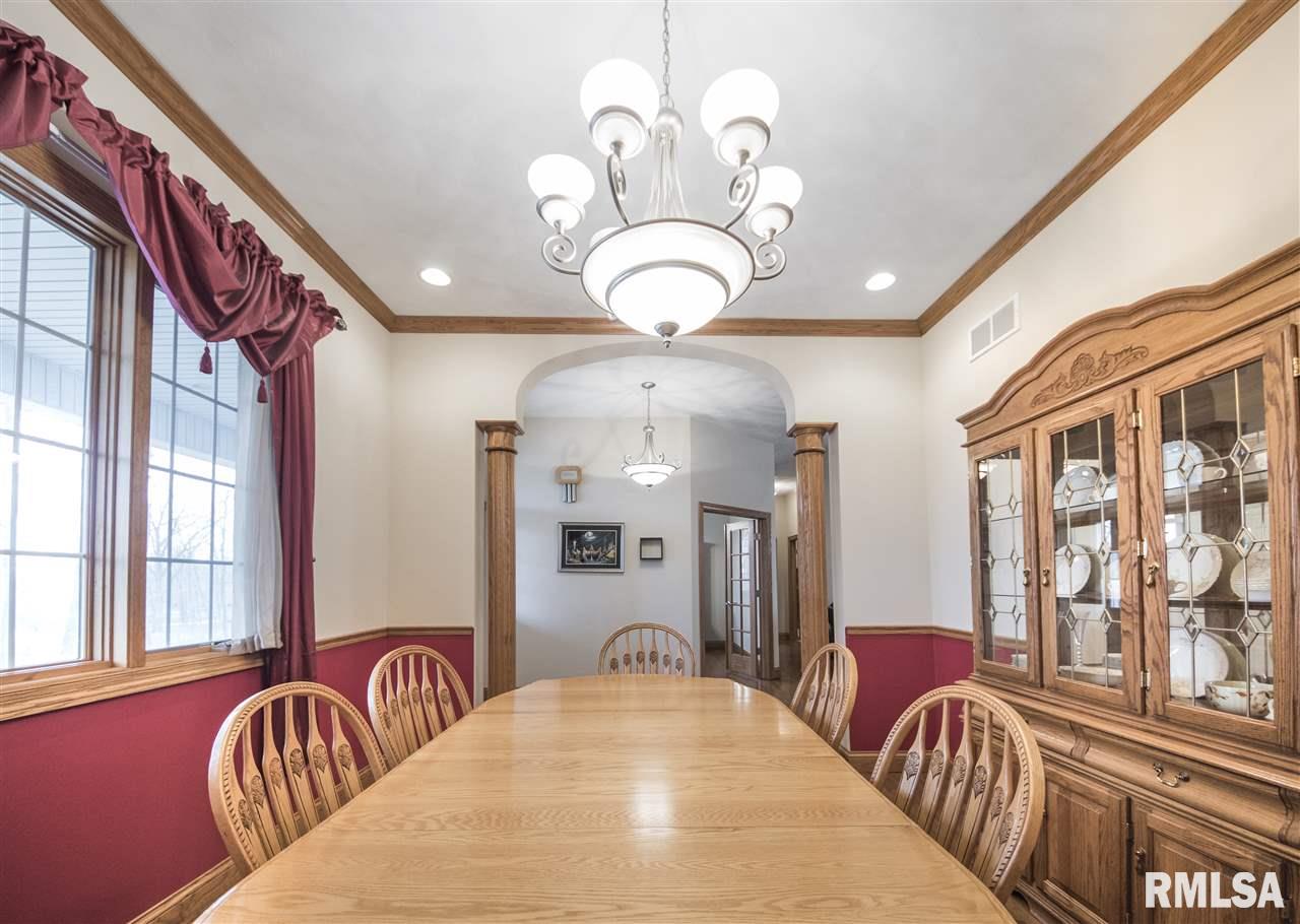 401 West Bittersweet Road Washington, IL 61571 - Photo 15 of 36 Gallery Image 15