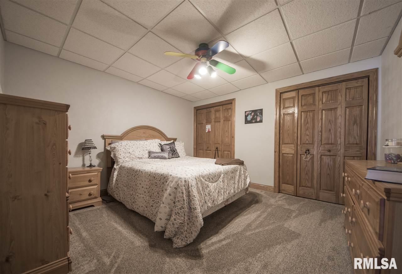 401 West Bittersweet Road Washington, IL 61571 - Photo 34 of 36 Gallery Image 34