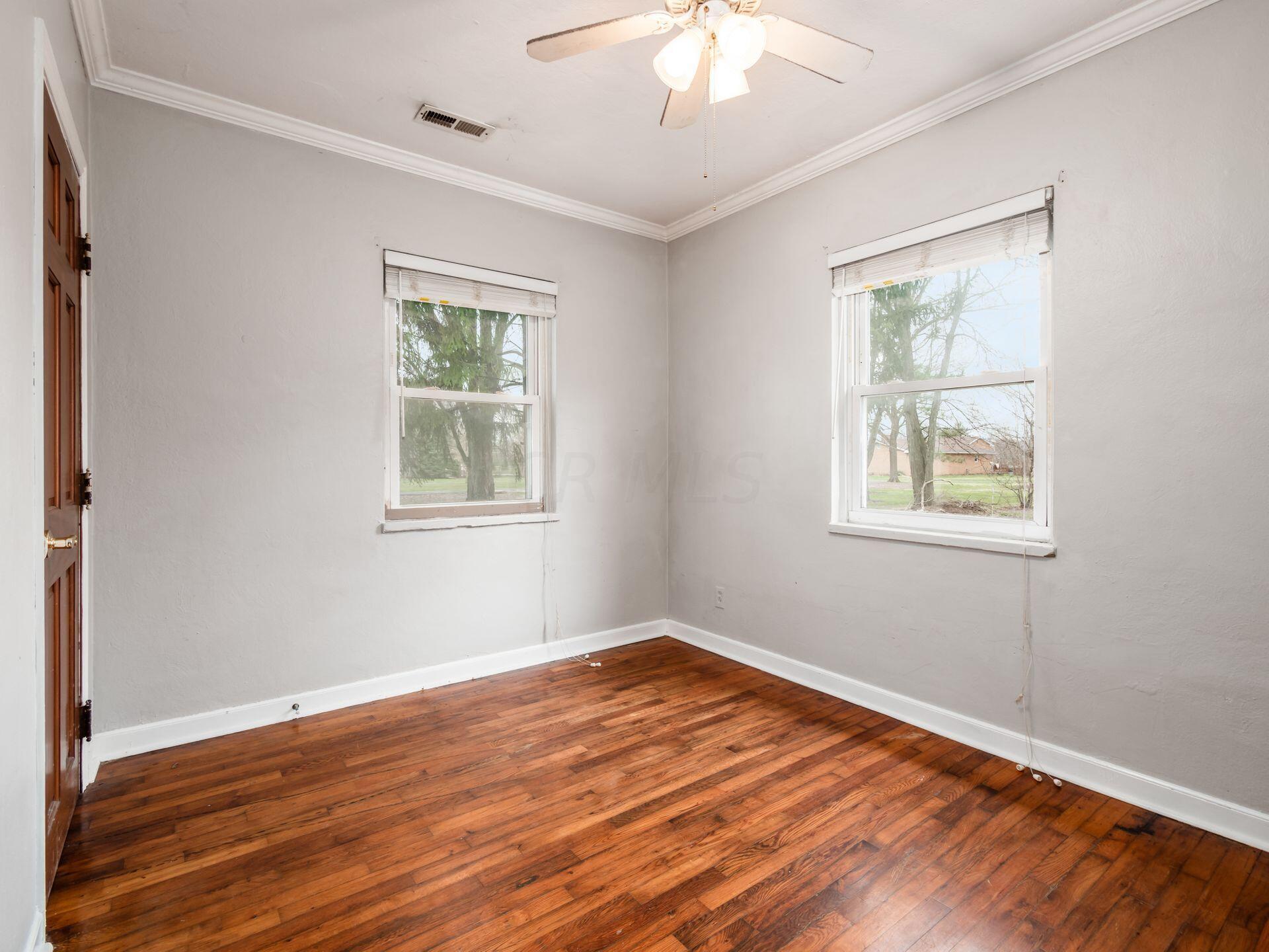 5969 Sinclair Road Columbus, OH 43229 - Photo 22 of 34 Bedroom 2