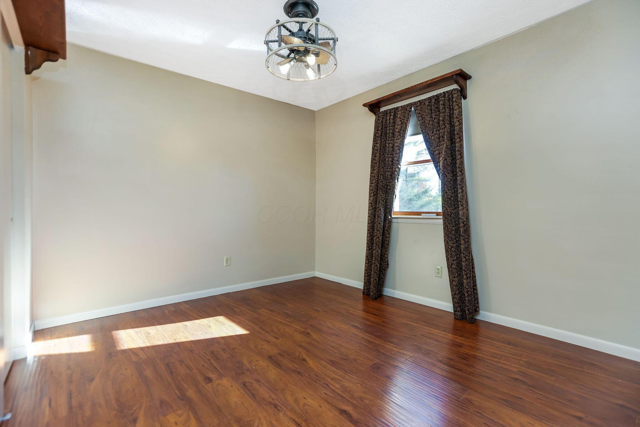 5038 Deeds Road Southwest Granville, OH 43023 - Photo 25 of 44 2nd bedroom