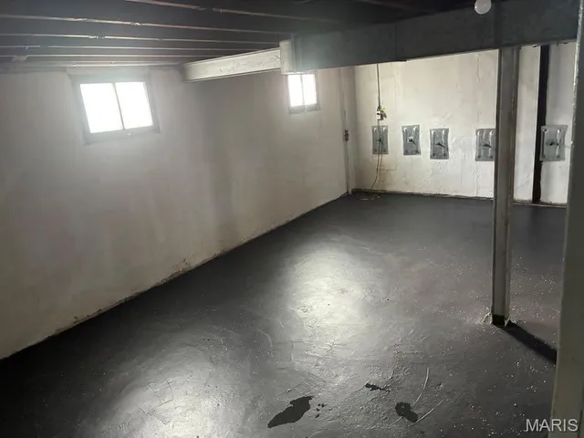 $85,000 | 10194 Cloverdale Drive, St. Louis, MO 63136