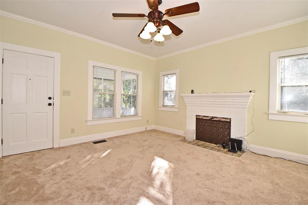 1015 Martin Street Deland, FL 32720 - Photo 12 of 20