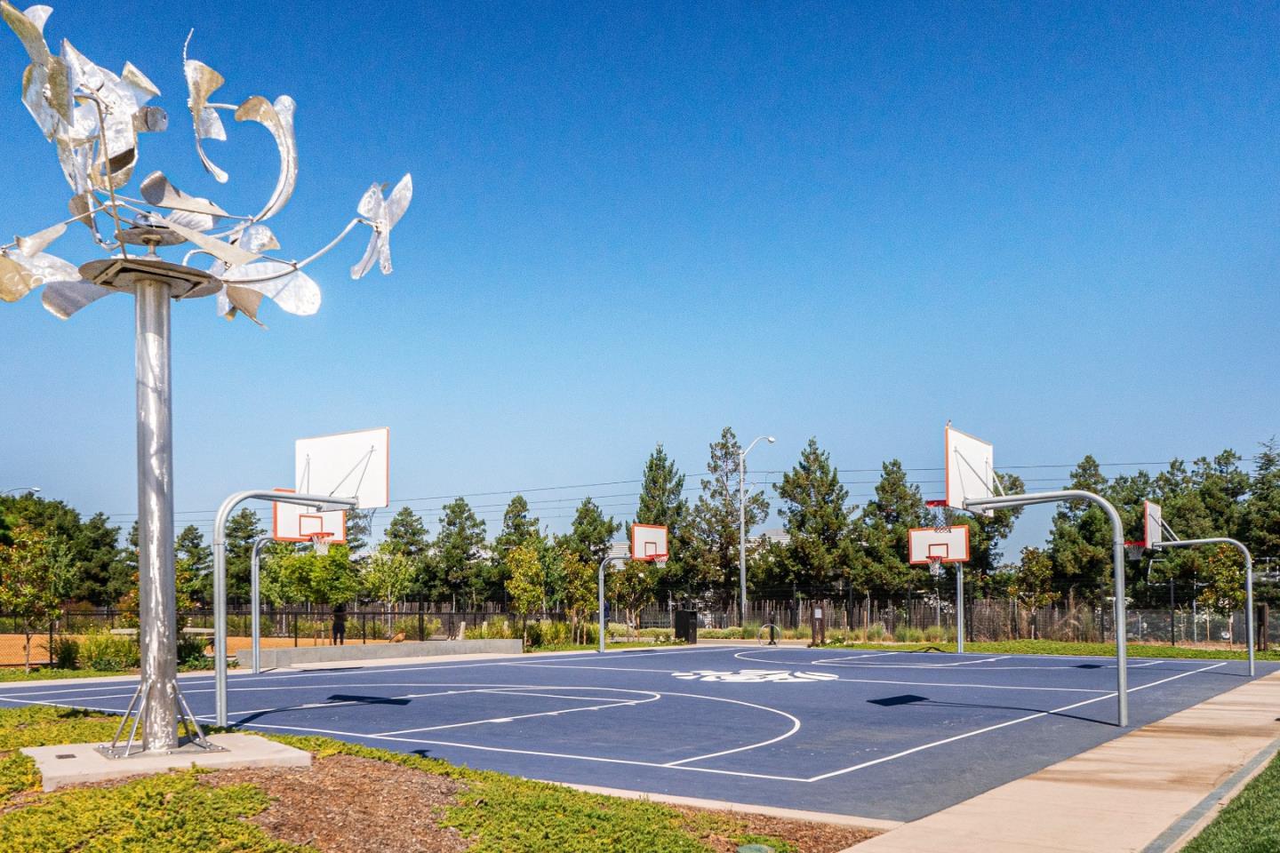 346 Circuit Way Mountain View, CA 94043 - Photo 46 of 65 a view of a basketball court
