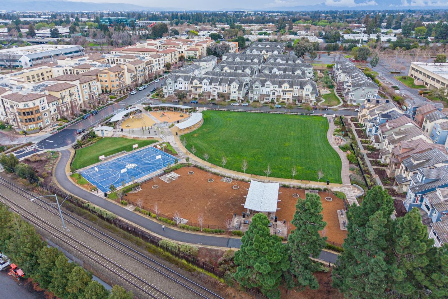 346 Circuit Way Mountain View, CA 94043 - Photo 57 of 65 an aerial view of a