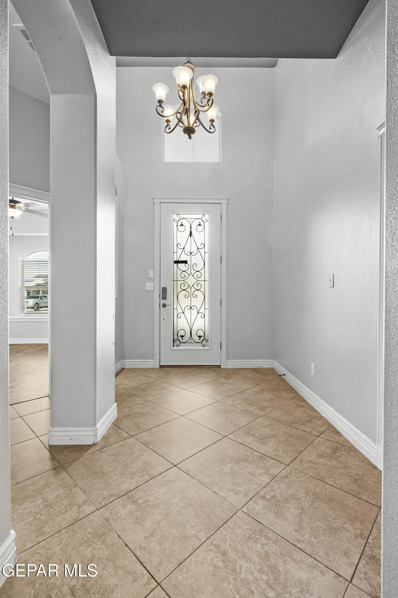 11541 Rafael Serna Lane El Paso, TX 79934 - Photo 5 of 44 Welcoming Interior Entry