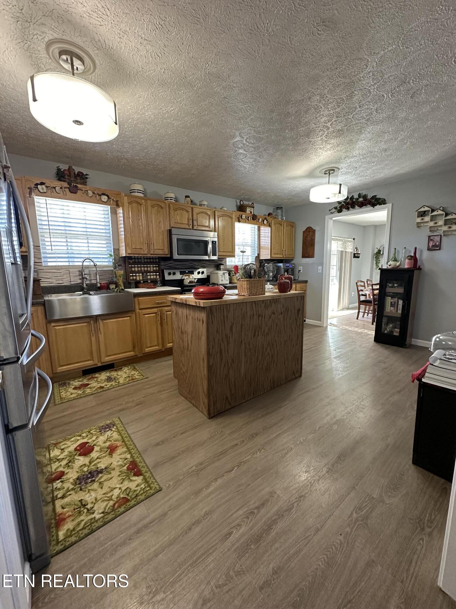 362 Valley View Road La Follette, TN 37766 - Photo 4 of 20 Kitchen 2