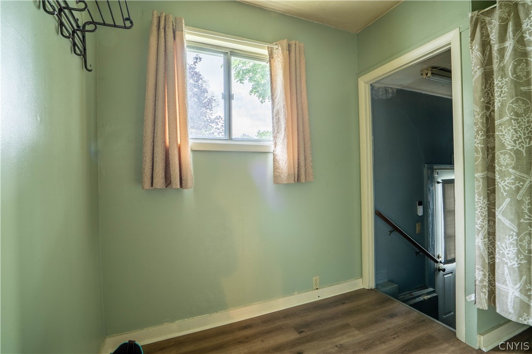 519 Broadway Street Oneida, NY 13421 - Photo 5 of 47