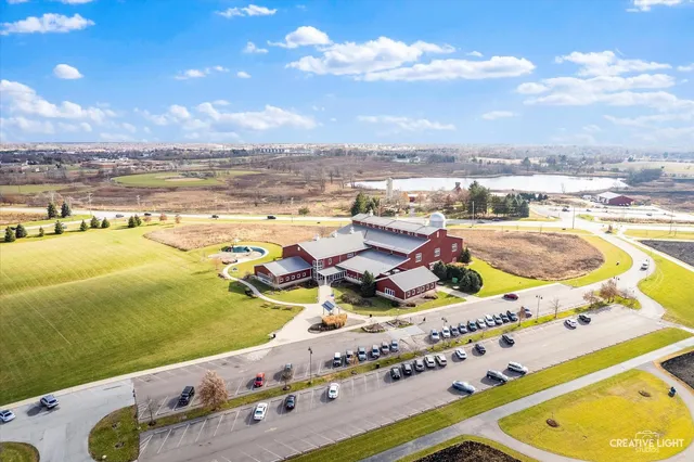 $999,900 | 39-w841 South Hathaway Lane, Geneva, IL 60134