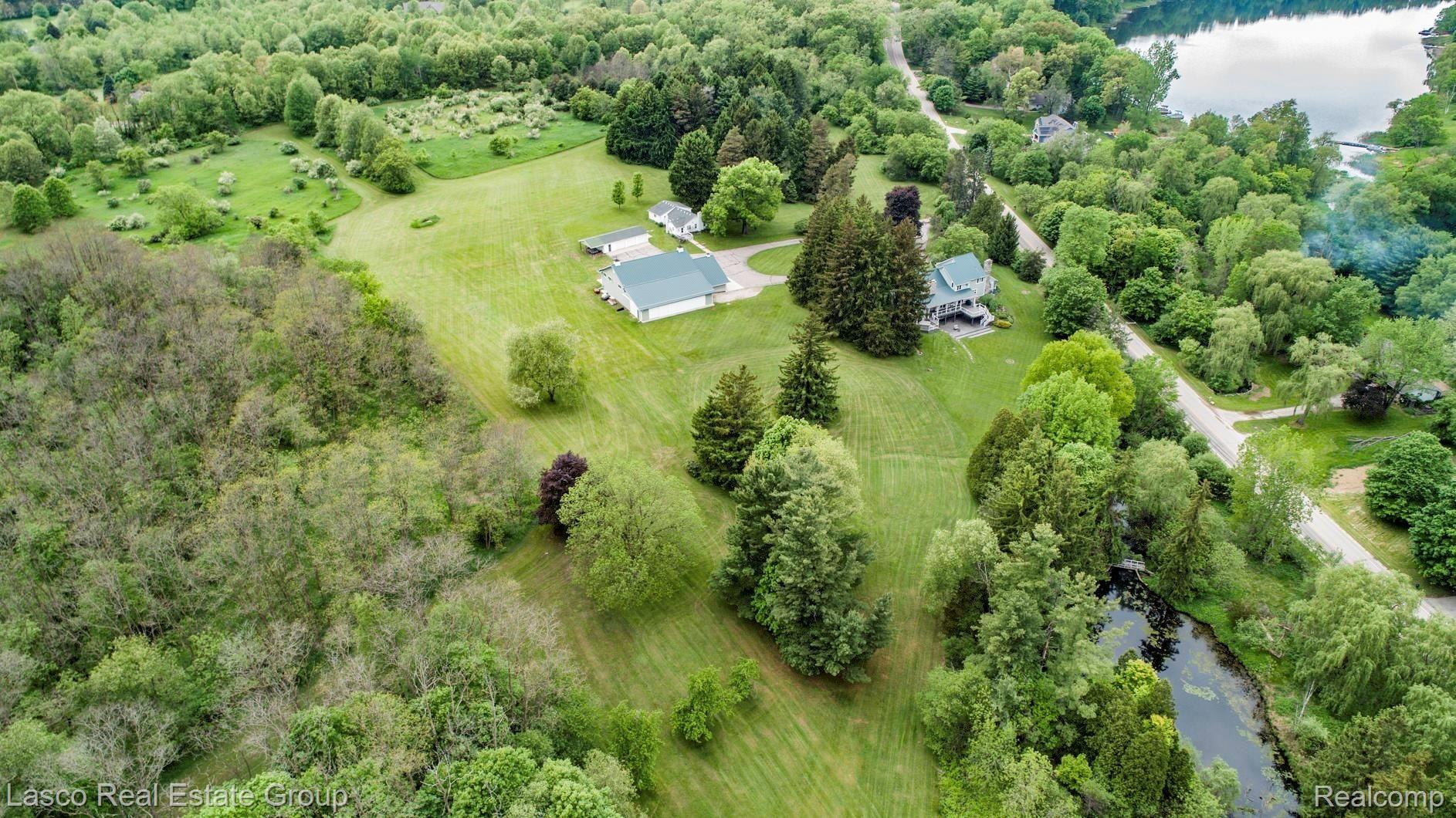 13520 White Lake Road Fenton, MI 48430 - Photo 7 of 66 DJI_0083.jpg