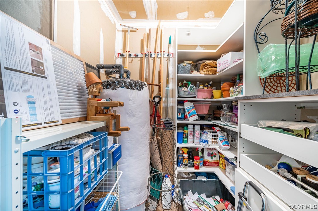 1719 Foxfire Circle Henrico, VA 23238 - Photo 17 of 24