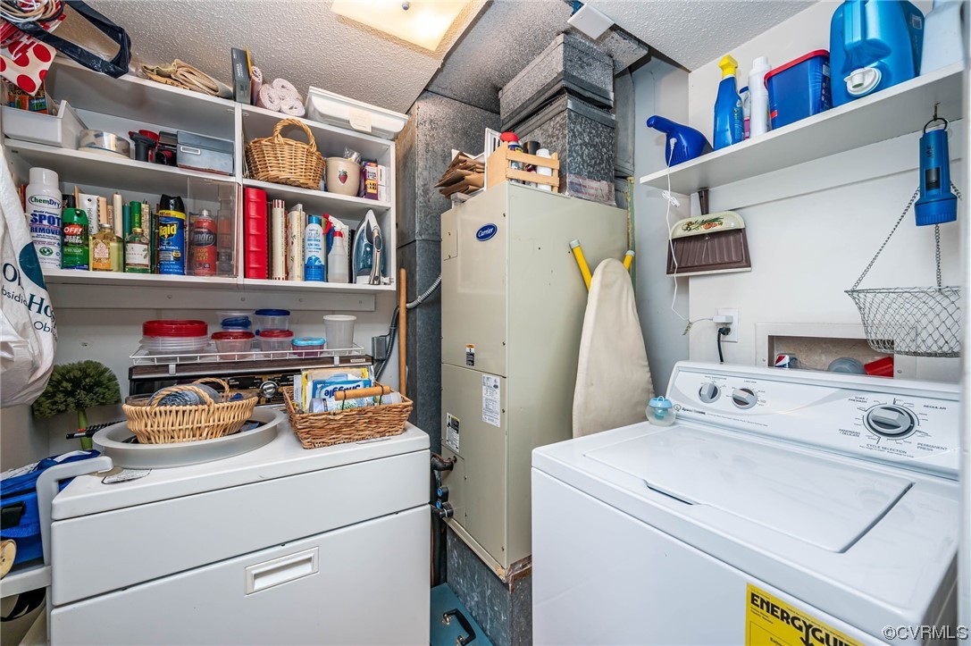 1719 Foxfire Circle Henrico, VA 23238 - Photo 18 of 24 a utility room with dryer and washer