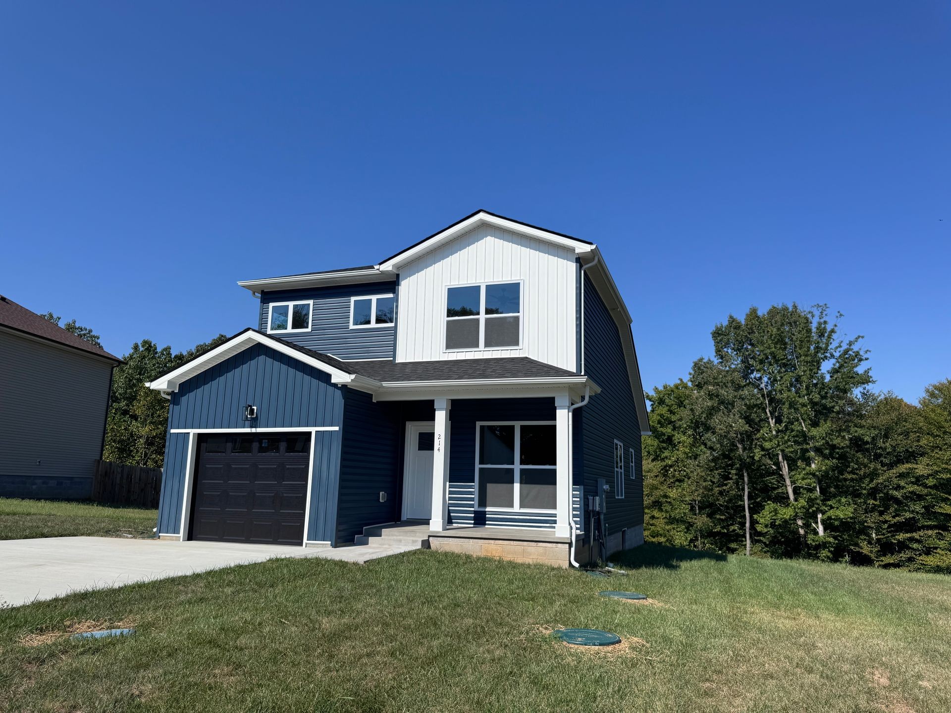 214 Wayne Hall Road Clarksville, TN 37040 - Photo 2 of 32 Gallery Image 2