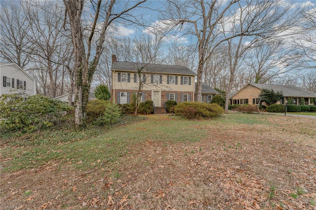 1606 Beechtree Road Greensboro, NC 27408 - Photo 2 of 40