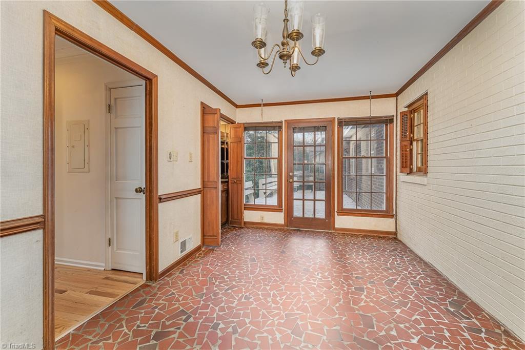 1606 Beechtree Road Greensboro, NC 27408 - Photo 22 of 40