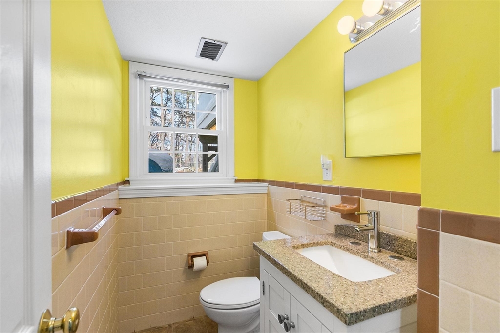 13 Potter Road Framingham, MA 01701 - Photo 27 of 42