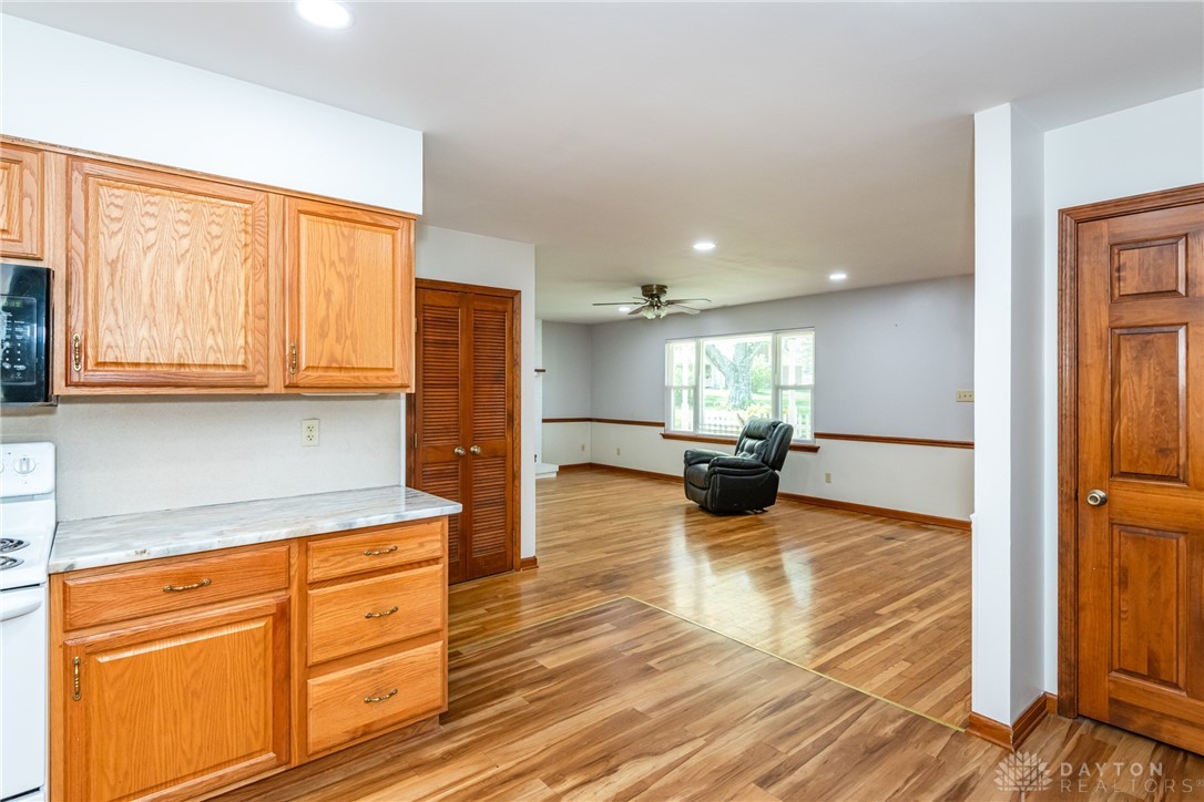 220 Washington Road Xenia, OH 45385 - Photo 15 of 53 Gallery Image 15