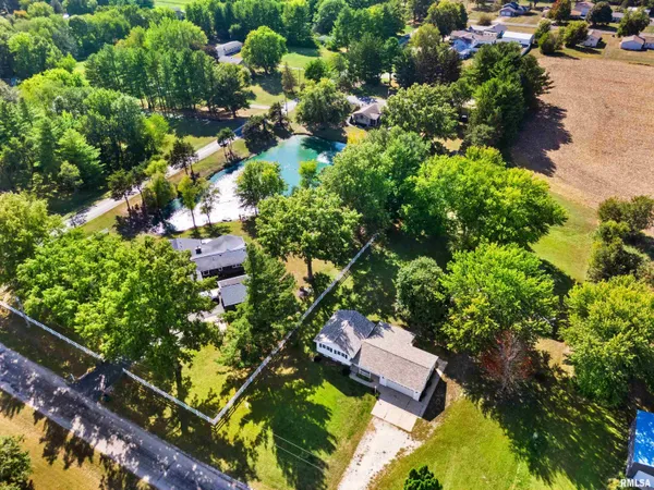 $200,000 | 1072 Joni Drive, Knoxville, IL 61448