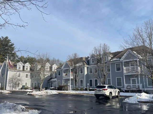 $3,000 | 7 Assinippi Avenue, Unit 203, Norwell, MA 02061