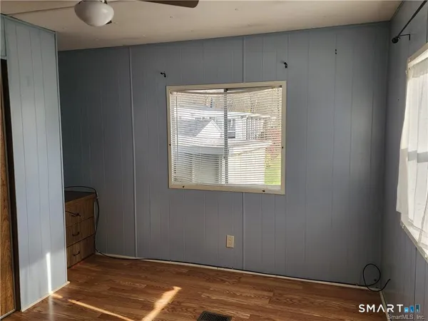 $48,900 | 80 Sheldon Road, Griswold, CT 06351