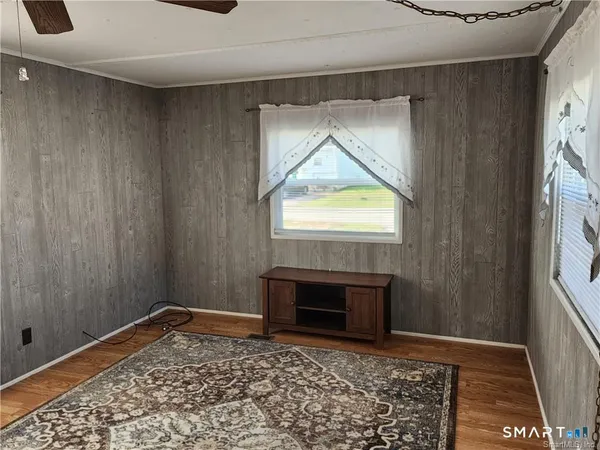 $48,900 | 80 Sheldon Road, Griswold, CT 06351