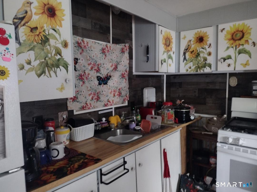 80 Sheldon Road Griswold, CT 06351 - Photo 26 of 33